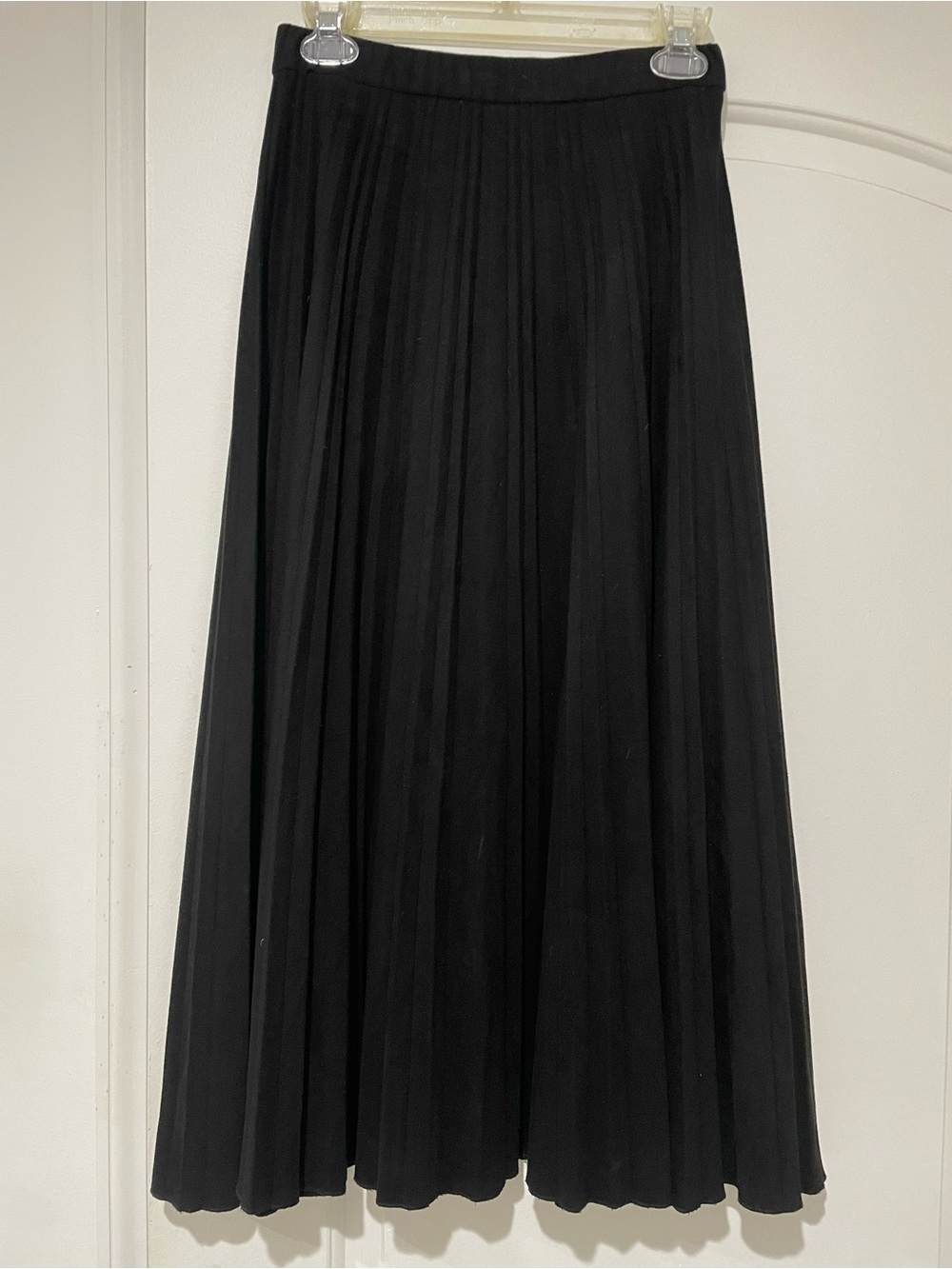 Hailey by fame suede Black Pleated Midi Skirt - Women